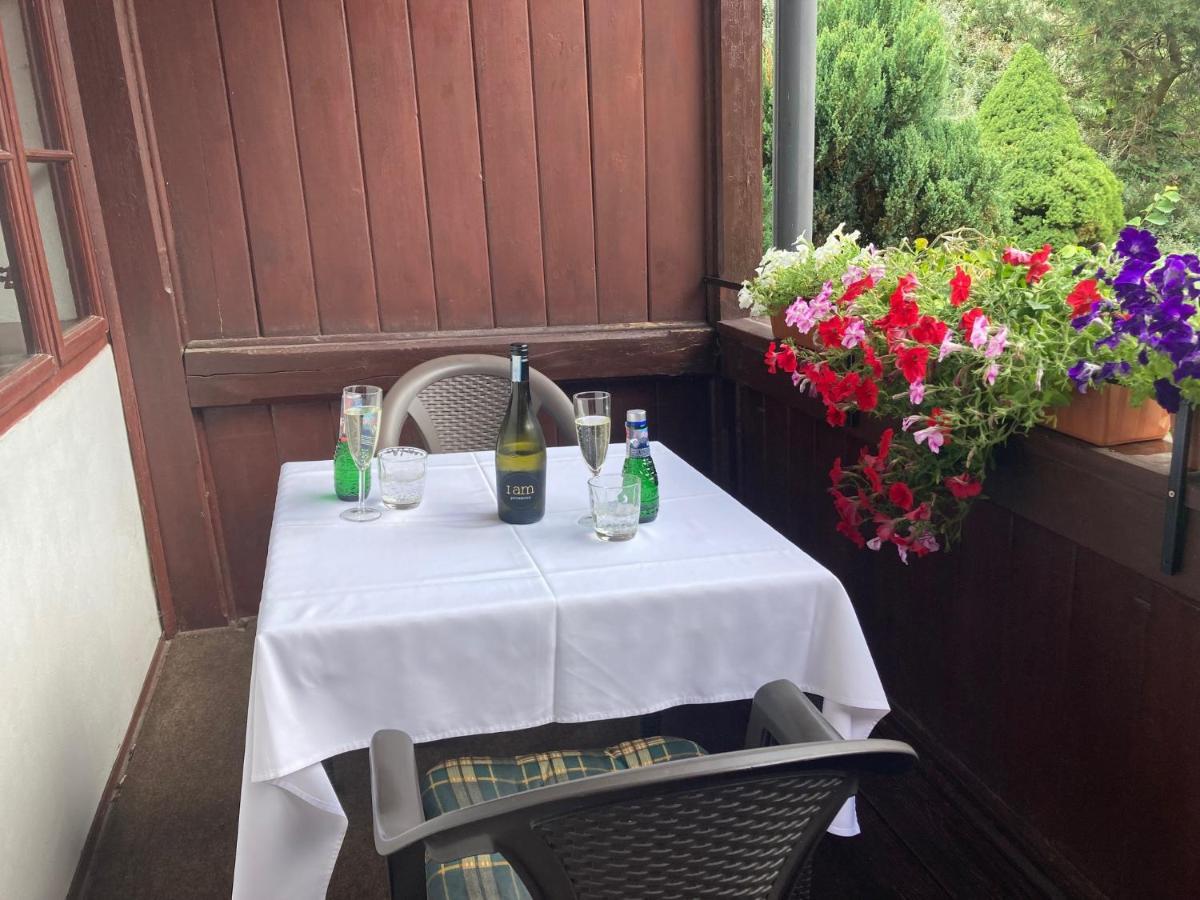 Country House & Restaurant Hronec Extérieur photo